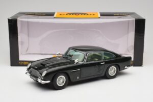 Aston Martin DB5 California Salviavihreä Chrono 1:18 H1001 Metalli — kuva 8 / 8