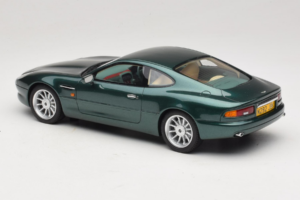 Aston Martin DB7 Buckinghamshire Green Cult Models 1:18 CML187-1 Hartsi — kuva 5 / 6