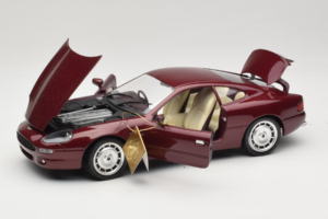 Aston Martin DB7 Punainen Guiloy 1:18 67550 Metalli — kuva 2 / 8