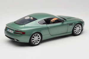 Aston Martin DB9 Vihreä Minichamps 1:18 150137322 Metalli — kuva 3 / 8