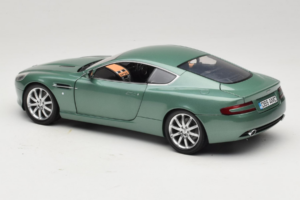 Aston Martin DB9 Vihreä Minichamps 1:18 150137322 Metalli — kuva 7 / 8