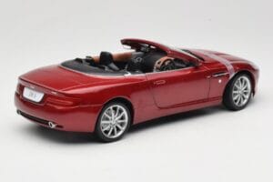 Aston Martin DB9 Volante Punainen Solido 1:18 8163 Metalli — kuva 3 / 8