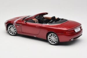 Aston Martin DB9 Volante Punainen Solido 1:18 8163 Metalli — kuva 7 / 8