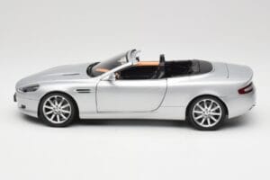 Aston Martin DB9 Volante Hopea Minichamps 1:18 150137334 Metalli — kuva 4 / 8