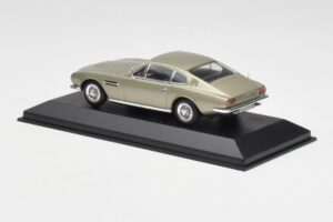 Aston Martin DBS Hopeavihreä Metallic Minichamps 1:43 400137600 Metalli — kuva 3 / 4