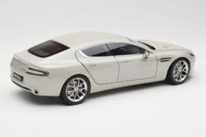 Aston Martin Rapide S Silver Fox AUTOart 1:18 70258 Metalli — kuva 3 / 8