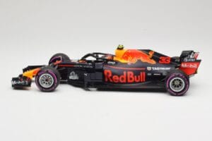 Aston Martin Red Bull Racing RB14 Tag Heuer #33 M. Verstappen Mexican GP 2018 Minichamps 1:18 110181933 Metalli — kuva 3 / 6