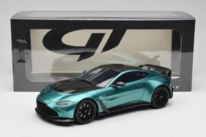 Aston Martin V12 Vantage Racing Green GT Spirit 1:18 GT922 Hartsi — kuva 6 / 6