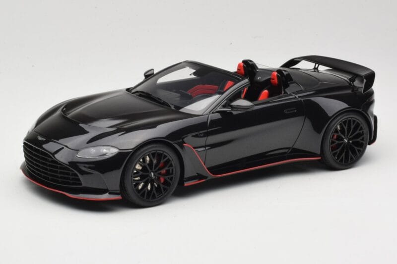 Aston Martin V12 Vantage Roadster Onyx Black GT Spirit 1:18 GT923 Hartsi