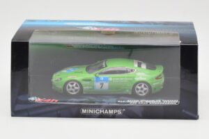 Aston Martin V8 Vantage N24 #7 U. Bez / Porritt / R. Meaden 24 Hours Nurburgring 2008 Minichamps 1:43 437081307 Metalli — kuva 4 / 4
