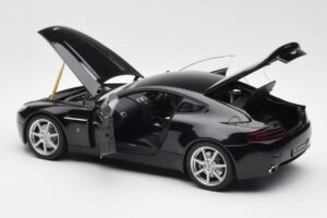 Aston Martin V8 Vantage Onyx Musta AUTOart 1:18 70202 Metalli — kuva 5 / 8