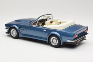 Aston Martin V8 Volante Sininen GT Spirit 1:18 GT128 Hartsi — kuva 5 / 6