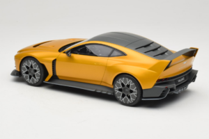 Aston Martin Valiant Auric Gold Metallic GT Spirit 1:18 GT546 Hartsi — kuva 5 / 6