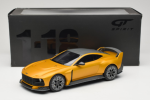 Aston Martin Valiant Auric Gold Metallic GT Spirit 1:18 GT546 Hartsi — kuva 6 / 6