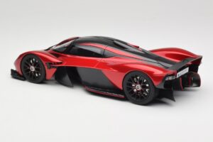 Aston Martin Valkyrie AMR Pro Hyper Red TopSpeed 1:18 TS0539 Metalli — kuva 5 / 6