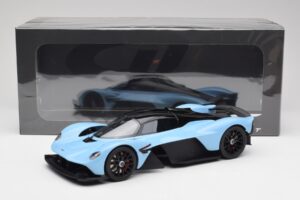 Aston Martin Valkyrie Racing Sininen GT Spirit 1:18 GT915 Hartsi — kuva 6 / 6