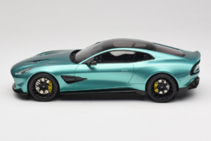 Aston Martin Vanquish Green Metallic GT Spirit 1:18 GT551 Hartsi — kuva 3 / 6