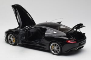Aston Martin Vanquish Onyx Musta AUTOart 1:18 70247 Metalli — kuva 5 / 8