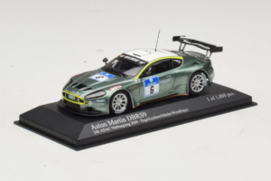 Aston Martin DBRS9 #6 M. Engel / K. Lechner ADAC 24 Hours Nurburgring 2008 Minichamps 1:43 400081306 Metalli — kuva 2 / 4