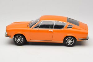 Audi 100 C1 Coupe S Oranssi Anson 1:18 30402 Metalli — kuva 4 / 8