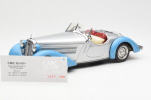 Audi 225 Front Roadster Sininen Hopea CMC 1:18 M-075B Metalli