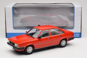 Audi 80 B2 GLS Punainen MCG 1:18 MCG18526 Metalli — kuva 6 / 6