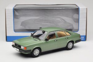 Audi 80 B2 Vihreä MCG 1:18 MCG18525 Metalli — kuva 6 / 6