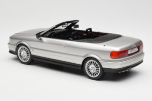 Audi 80 B3 Avoauto Hopea MCG 1:18 MCG18373 Metalli — kuva 5 / 6