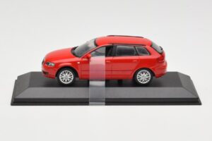 Audi A3 8P Sportback Punainen Minichamps 1:43 5010403023 Metalli
