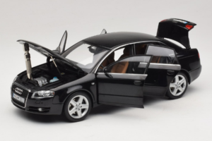 Audi A4 B6 3.2 Quattro Musta Minichamps 1:18 5010404125 Metalli — kuva 2 / 8