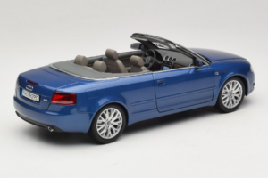 Audi A4 B6 Avoauto Sininen Norev 1:18 5010504325 Metalli — kuva 3 / 9