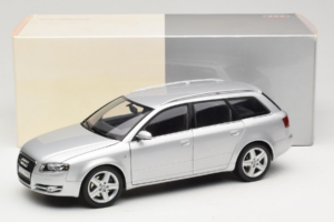 Audi A4 B7 3.2 Quattro Avant Hopea Minichamps 1:18 5010404215 Metalli — kuva 8 / 8