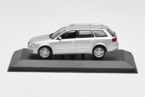 Audi A4 B7 Avant Hopea Minichamps 1:43 AUDI009 Metalli