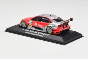 Audi A4 B7 #11 Team Abt M. Rockenfeller DTM 2007 Minichamps 1:43 5020700163 Metalli — kuva 3 / 4