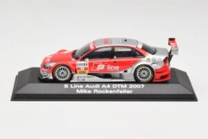Audi A4 B7 #11 Team Abt M. Rockenfeller DTM 2007 Minichamps 1:43 5020700163 Metalli