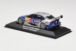 Audi A4 B7 #4 Red Bull M. Tomczyk DTM 2006 Minichamps 1:43 5020600303 Metalli — kuva 3 / 4