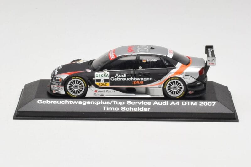 Audi A4 B7 #8 T. Scheider DTM 2007 Minichamps 1:43 5020700143 Metalli