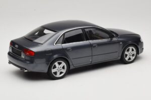 Audi A4 B7 Harmaa Metallinen Minichamps 1:18 100014400 Metalli — kuva 3 / 8