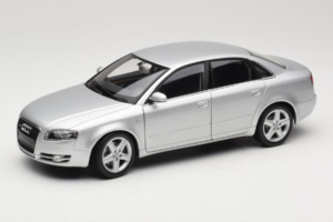 Audi A4 B7 Hopea Minichamps 1:18 100014402 Metalli