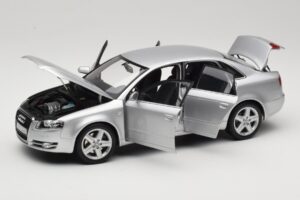 Audi A4 B8 3.2 Quattro Hopea Minichamps 1:18 5010404115 Metalli — kuva 2 / 8