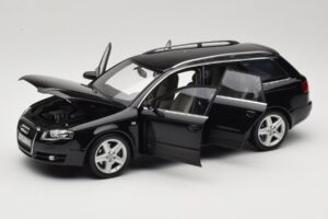 Audi A4 B8 Avant 3.2 Quattro Musta Minichamps 1:18 5010404225 Metalli — kuva 2 / 8