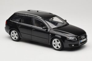 Audi A4 B8 Avant 3.2 Quattro Musta Minichamps 1:18 5010404225 Metalli — kuva 6 / 8