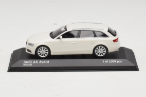 Audi A4 B8 Avant Valkoinen Minichamps 1:43 410011010 Metalli