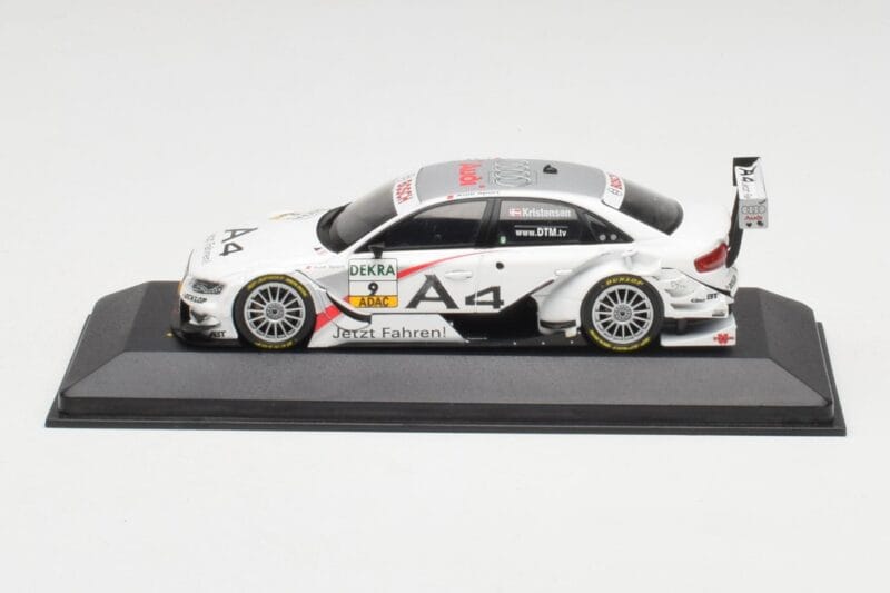 Audi A4 B8 #9 T. Kristensen DTM 2008 Minichamps 1:43 400081809 Metalli