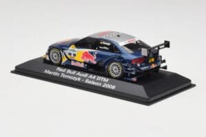 Audi A4 B8 #2 Red Bull M. Tomczyk DTM 2008 Minichamps 1:43 5020800133 Metalli — kuva 3 / 4