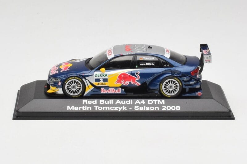 Audi A4 B8 #2 Red Bull M. Tomczyk DTM 2008 Minichamps 1:43 5020800133 Metalli