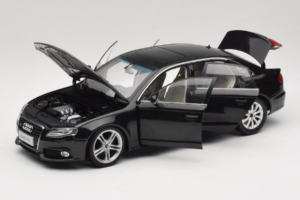 Audi A4L B8 Musta Paudi 1:18 AUDI012 Metalli — kuva 2 / 8