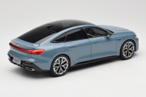 Audi A5L Sportback Harmaansininen OEM 1:18 ZAM60004B Metalli — kuva 3 / 8