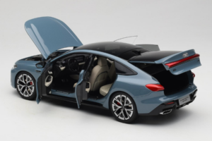 Audi A5L Sportback Harmaansininen OEM 1:18 ZAM60004B Metalli — kuva 5 / 8