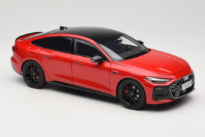 Audi A5L Sportback Punainen OEM 1:18 ZAM60004A Metalli — kuva 6 / 8